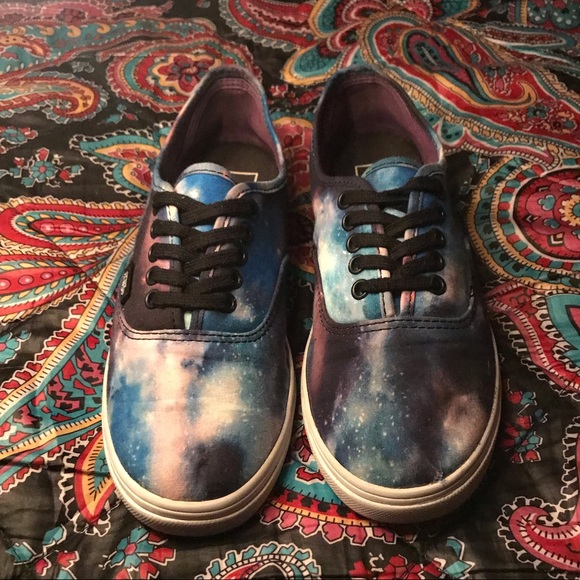 Galaxy Vans - Picture 3 of 4